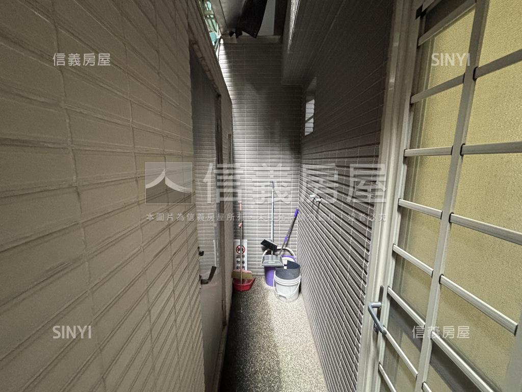 府中捷運站旁稀有一樓房屋室內格局與周邊環境