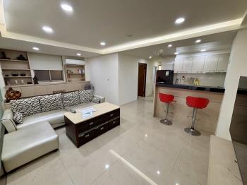 府中捷運站旁稀有一樓