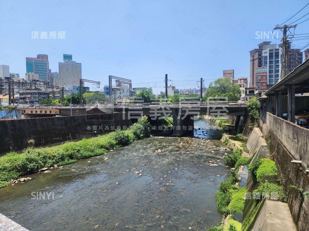 中壢後站綠地土地房屋室內格局與周邊環境