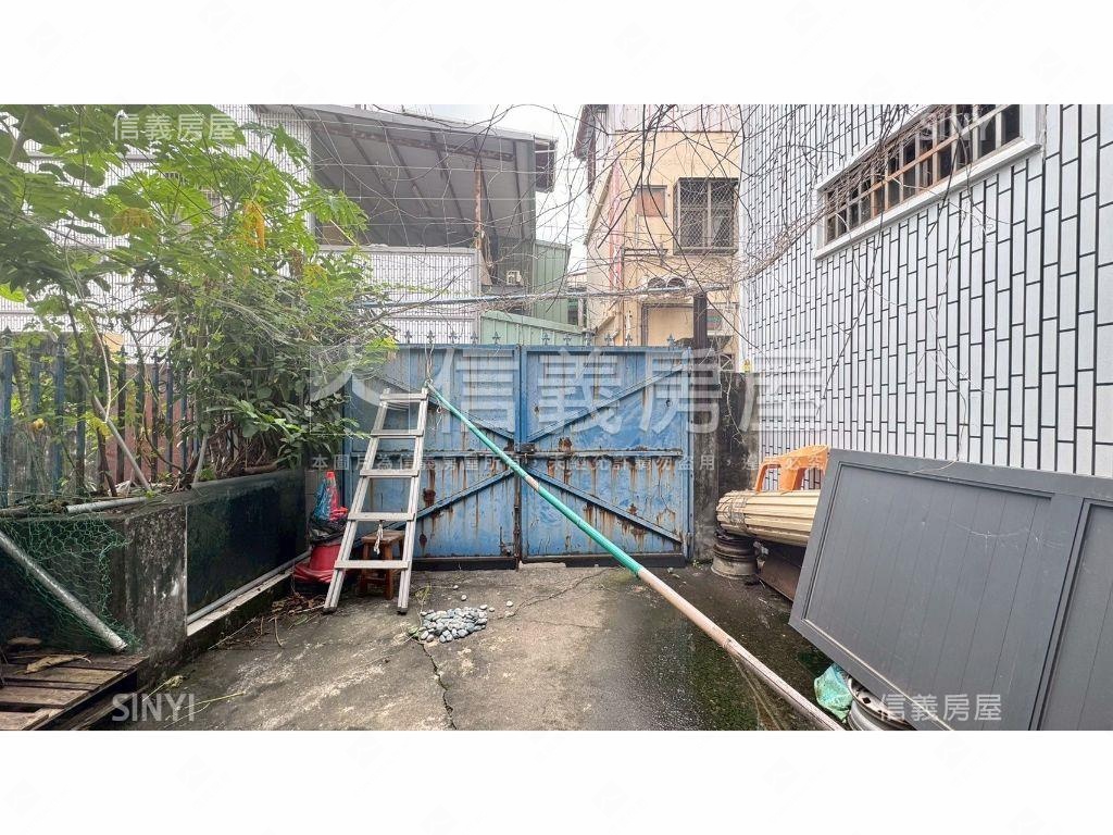 稀有前後臨路大地坪透天房屋室內格局與周邊環境