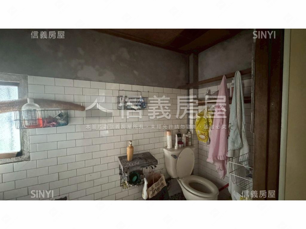 稀有前後臨路大地坪透天房屋室內格局與周邊環境