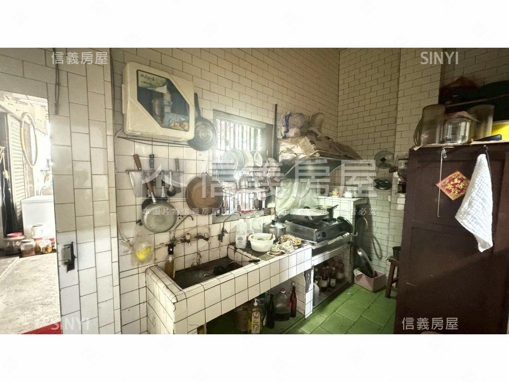 稀有前後臨路大地坪透天房屋室內格局與周邊環境