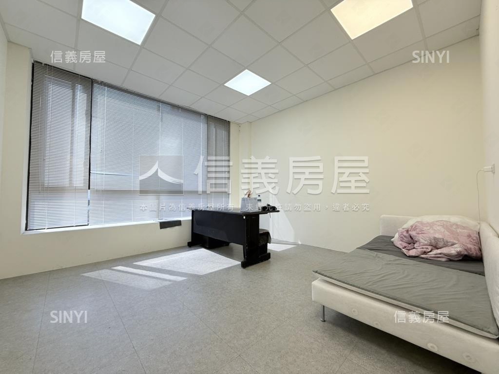 正忠勇路前後臨路店住房屋室內格局與周邊環境