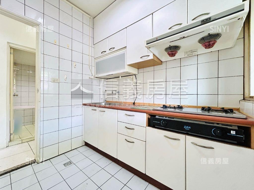 近昌平路朝南美景三房房屋室內格局與周邊環境