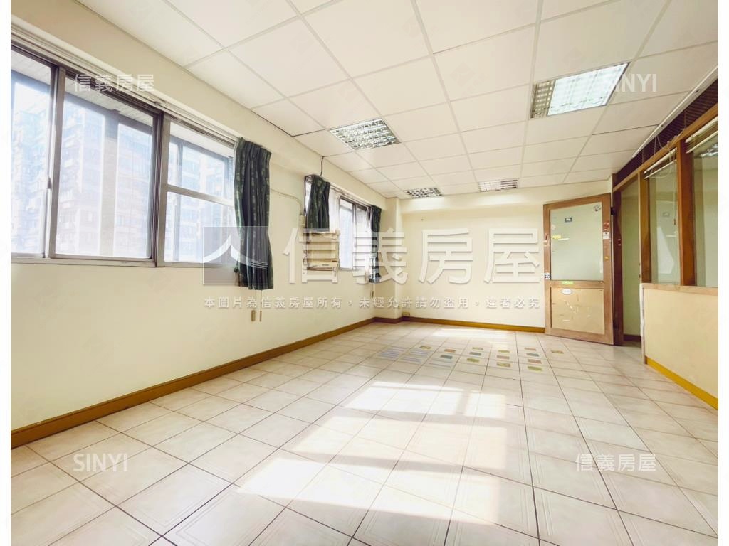 公園視野方正明亮電梯住辦房屋室內格局與周邊環境