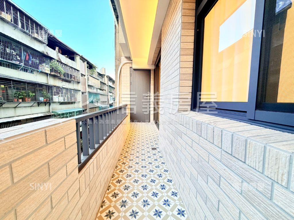 近捷運新婚首購美寓３樓房屋室內格局與周邊環境