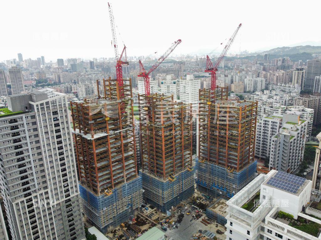 大同莊園三期４房附車位房屋室內格局與周邊環境