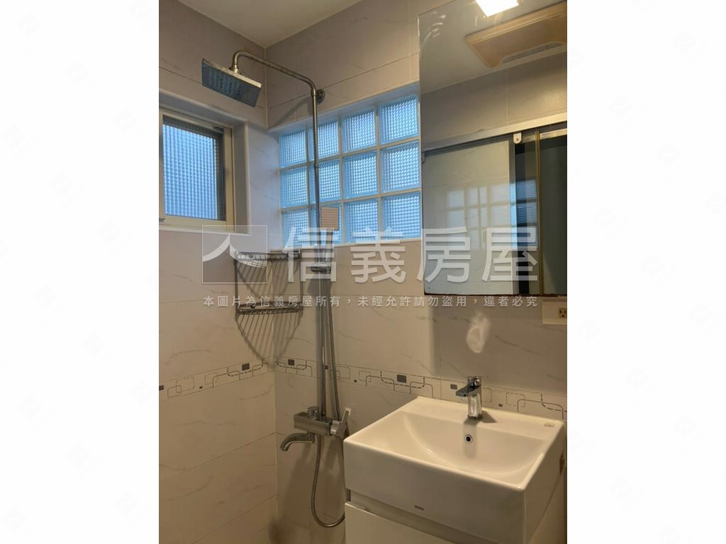 清新美景溫馨美屋房屋室內格局與周邊環境