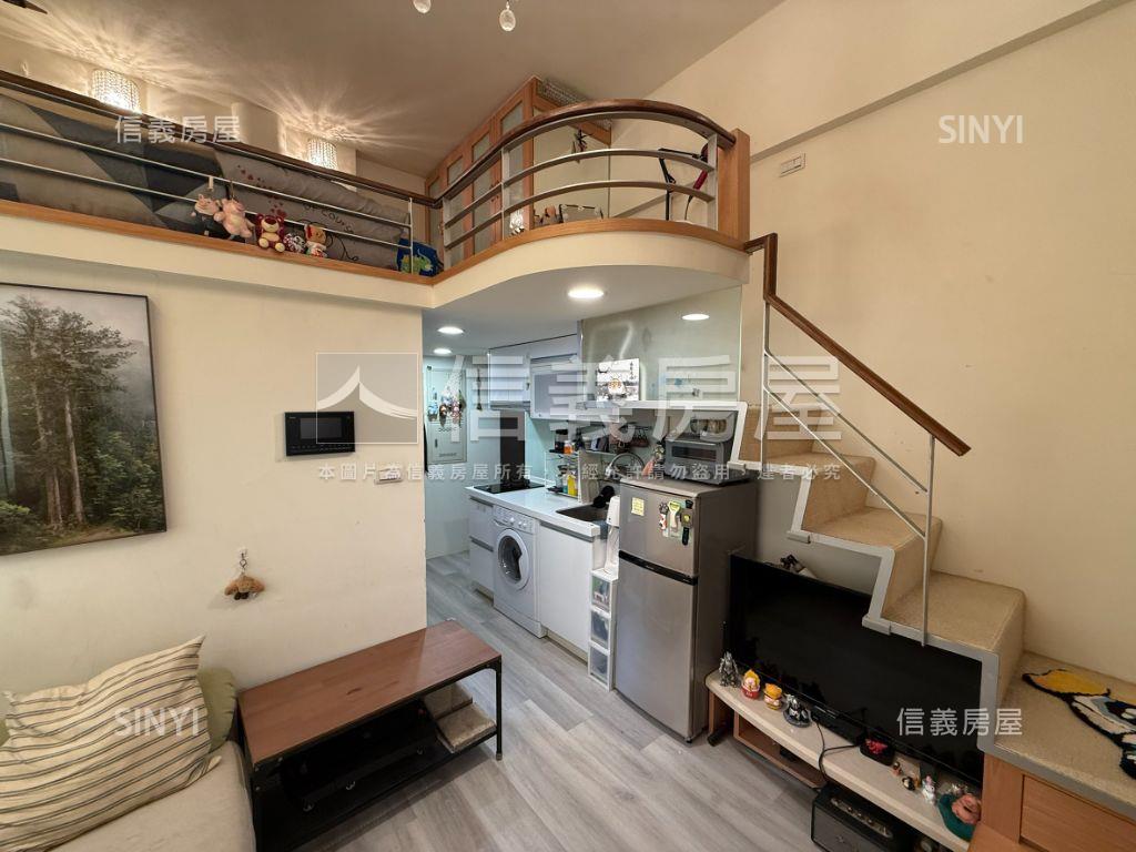 １０年屋！中山靜巷有車位房屋室內格局與周邊環境