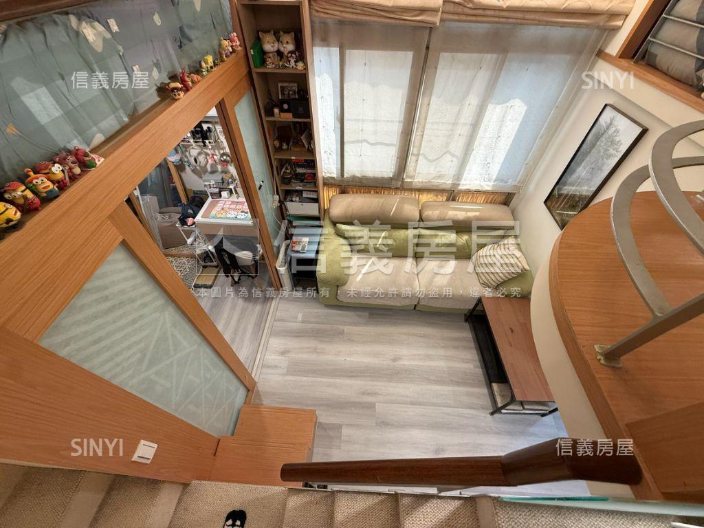 １０年屋！中山靜巷有車位房屋室內格局與周邊環境