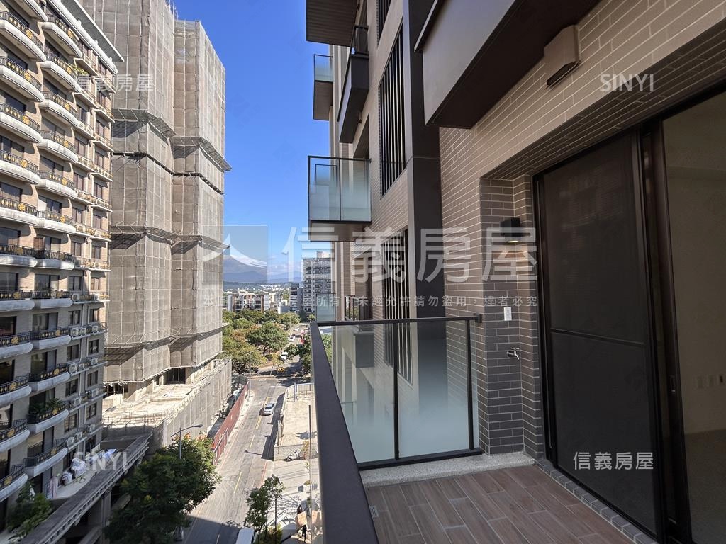高鐵澤緣Ｈｕｉｓ雙車位房屋室內格局與周邊環境