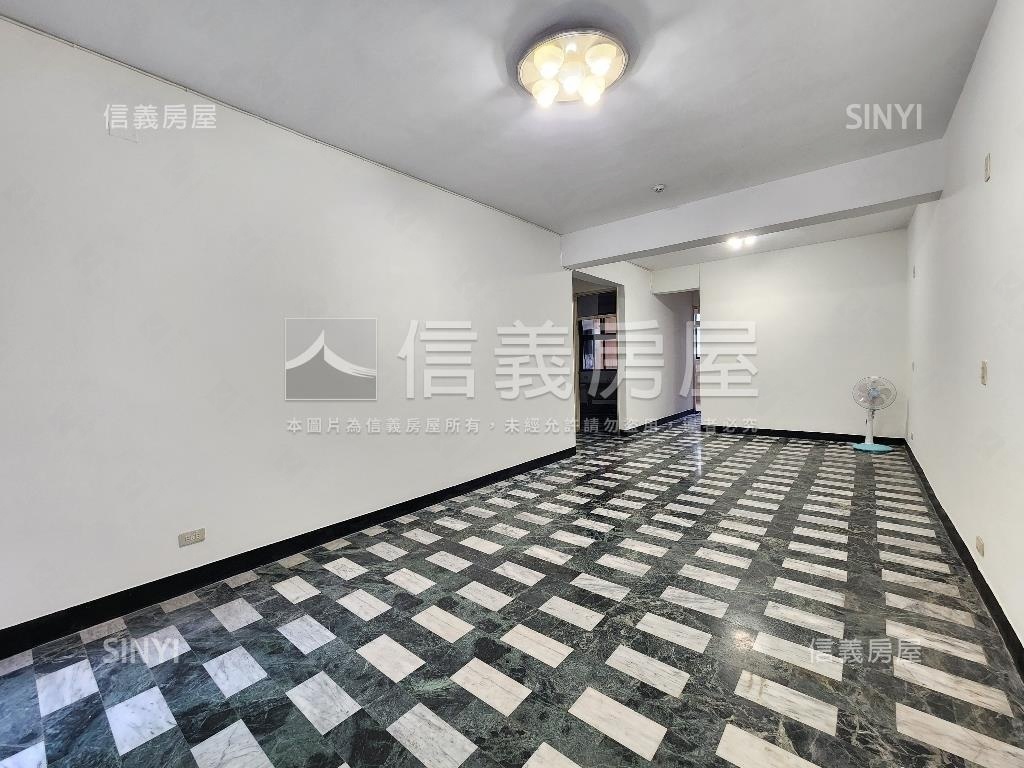 七張捷運㊣稀有二樓房屋室內格局與周邊環境