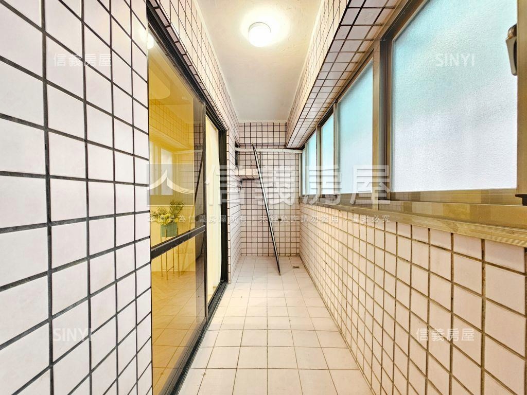 健康城市美裝三房車位房屋室內格局與周邊環境