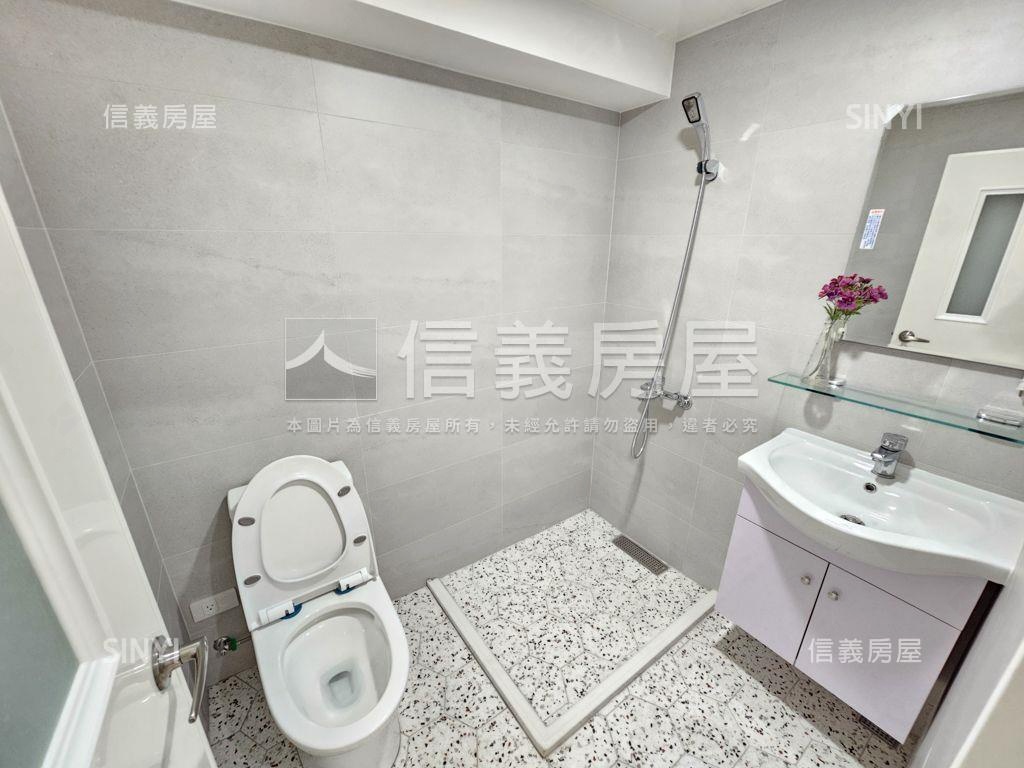 健康城市美裝三房車位房屋室內格局與周邊環境