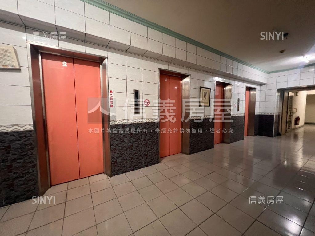 近巨蛋高樓靚美宅房屋室內格局與周邊環境