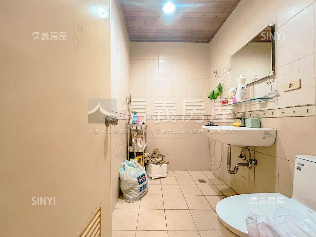 仁和路方便停車一樓寓房屋室內格局與周邊環境