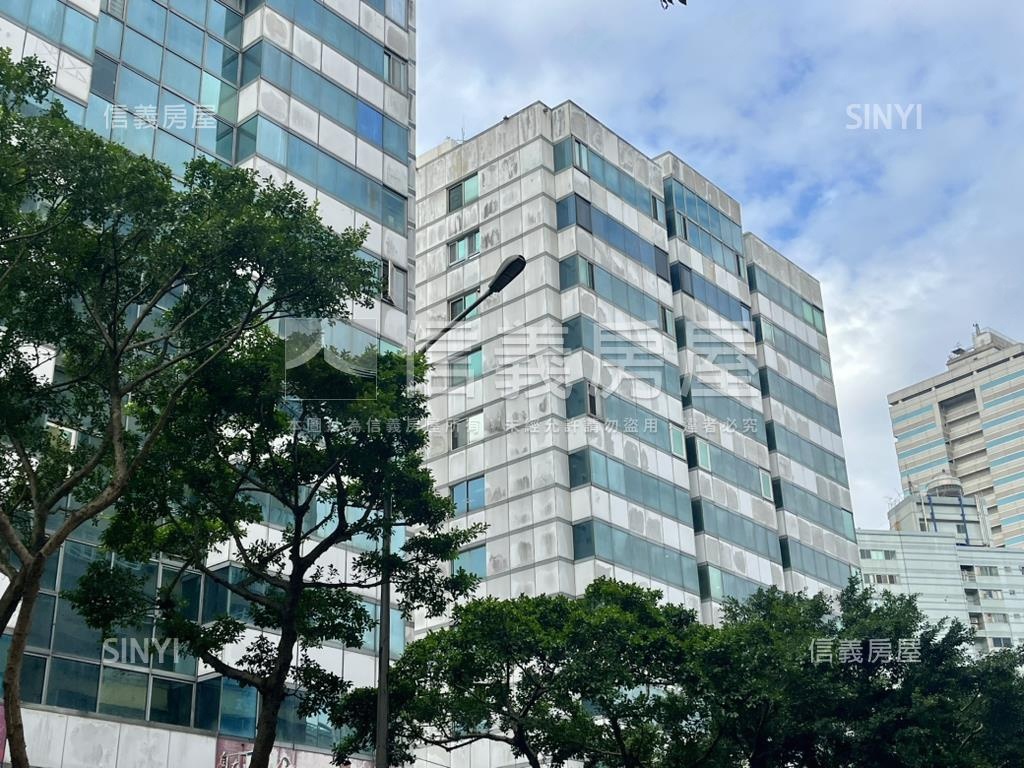 世貿經國邊間辦住房屋室內格局與周邊環境