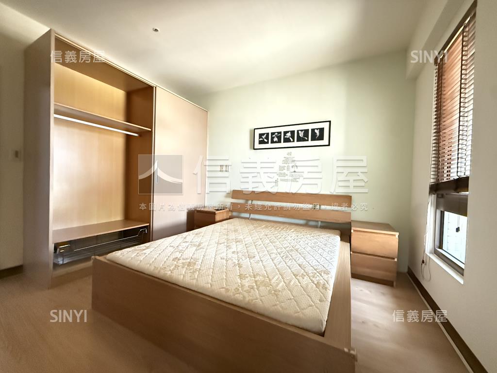 亞灣質感高樓採光三房車位房屋室內格局與周邊環境