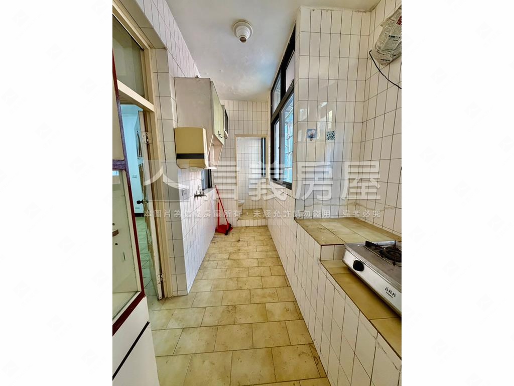 年前超值首選陽光美居房屋室內格局與周邊環境