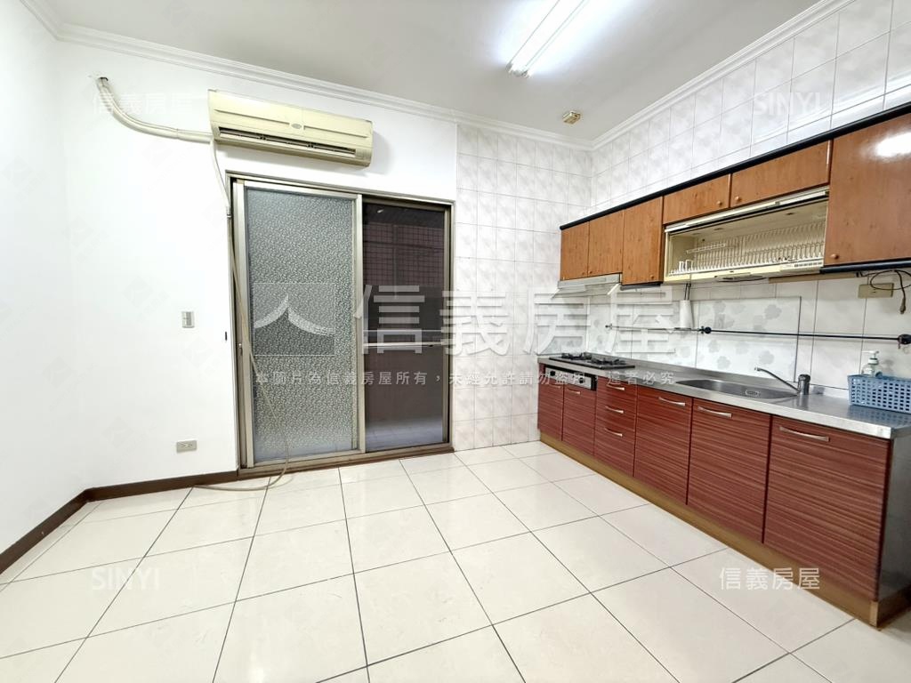 再一間！梵塞荷四房平車房屋室內格局與周邊環境