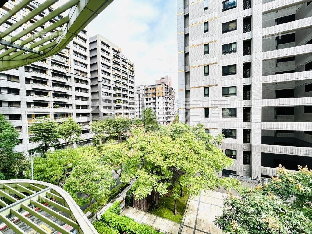 晴空樹綠意環繞美學豪邸房屋室內格局與周邊環境