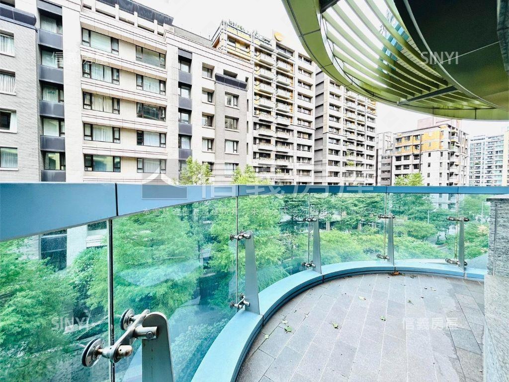 晴空樹綠意環繞美學豪邸房屋室內格局與周邊環境