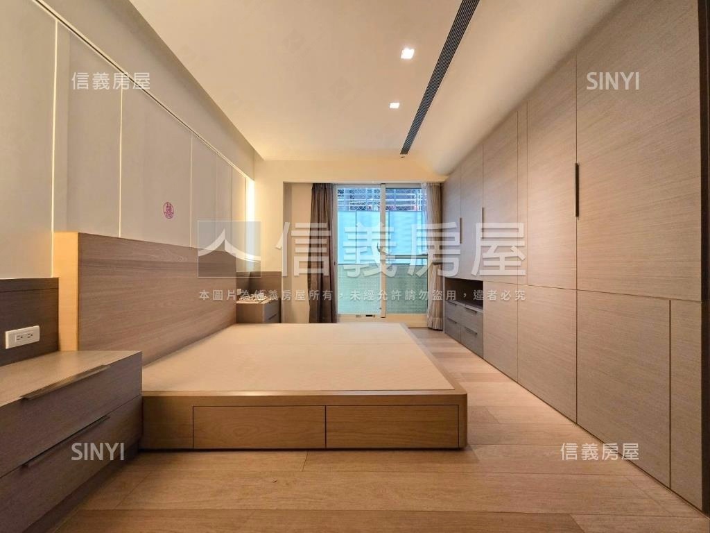 公園旁綠意方正邊間大四房房屋室內格局與周邊環境
