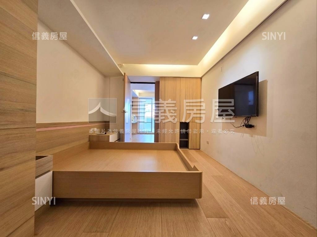 公園旁綠意方正邊間大四房房屋室內格局與周邊環境