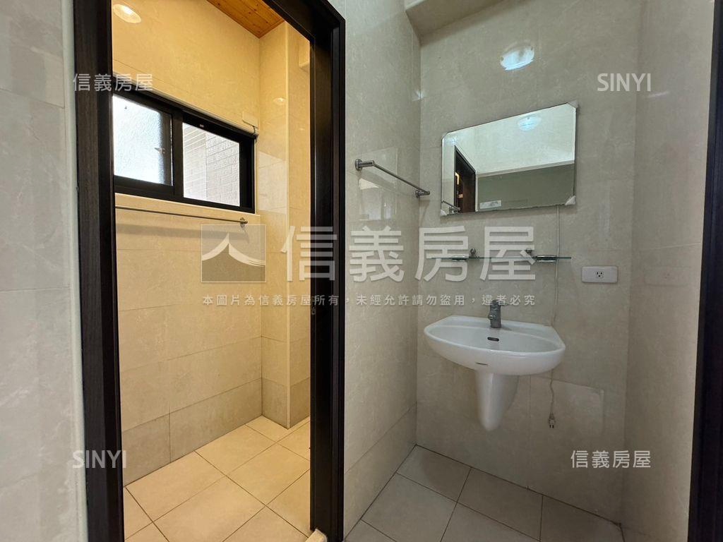 ＬＭ湖畔左岸舒心綠意車墅房屋室內格局與周邊環境