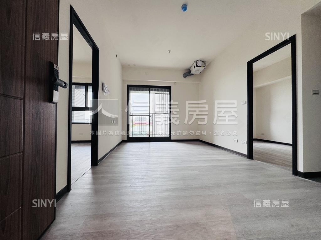 櫻花知築２房平面車位房屋室內格局與周邊環境