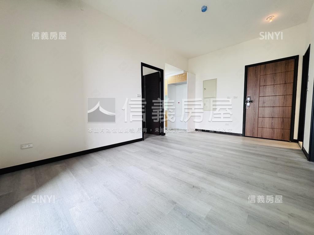 櫻花知築２房平面車位房屋室內格局與周邊環境