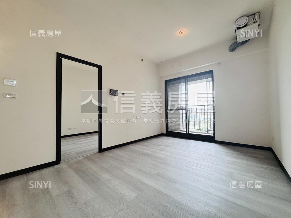 櫻花知築２房平面車位房屋室內格局與周邊環境