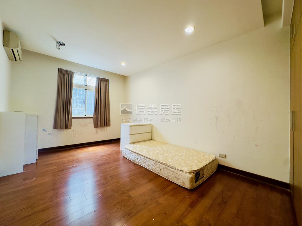 仁愛公園⭐第一排美宅房屋室內格局與周邊環境