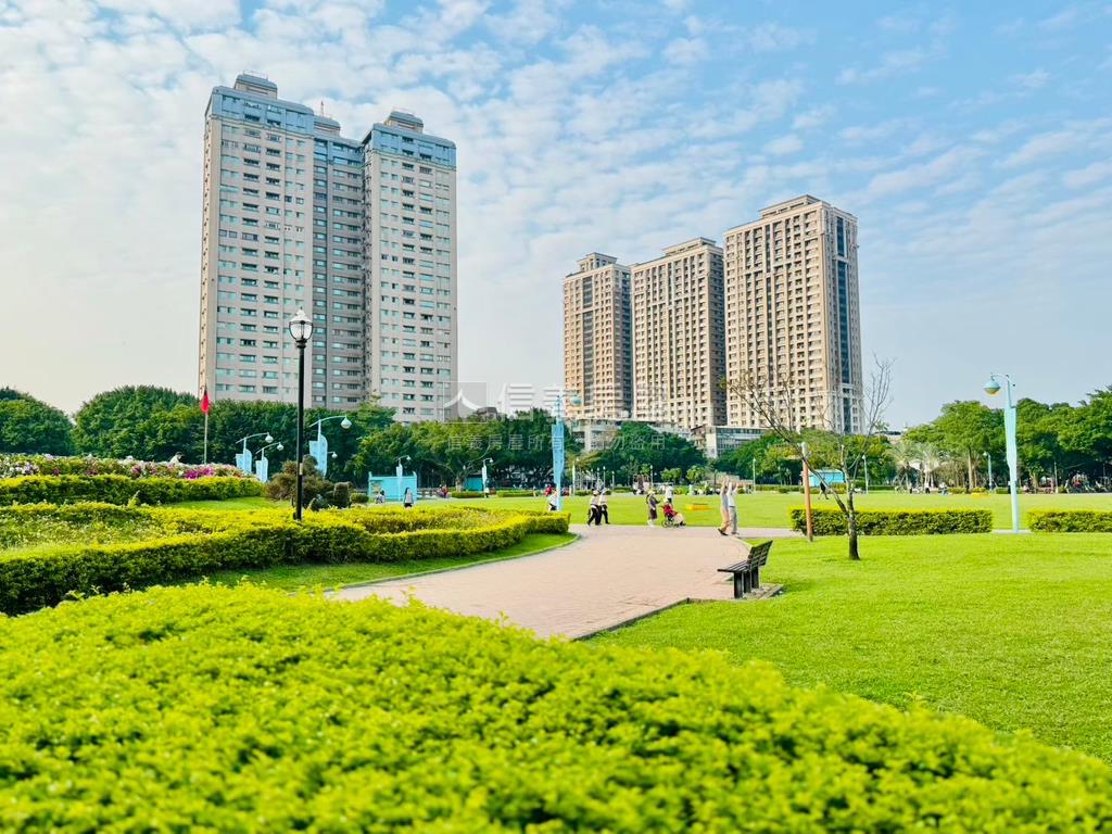 仁愛公園⭐第一排美宅房屋室內格局與周邊環境
