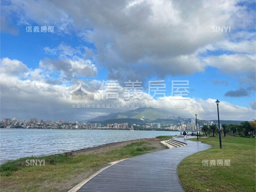 海岸新都三房車房屋室內格局與周邊環境