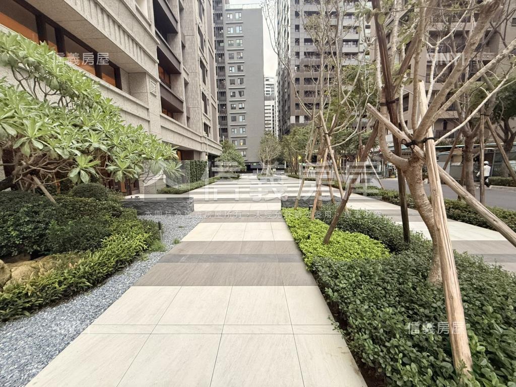 新年新案勝旺居兩房車房屋室內格局與周邊環境