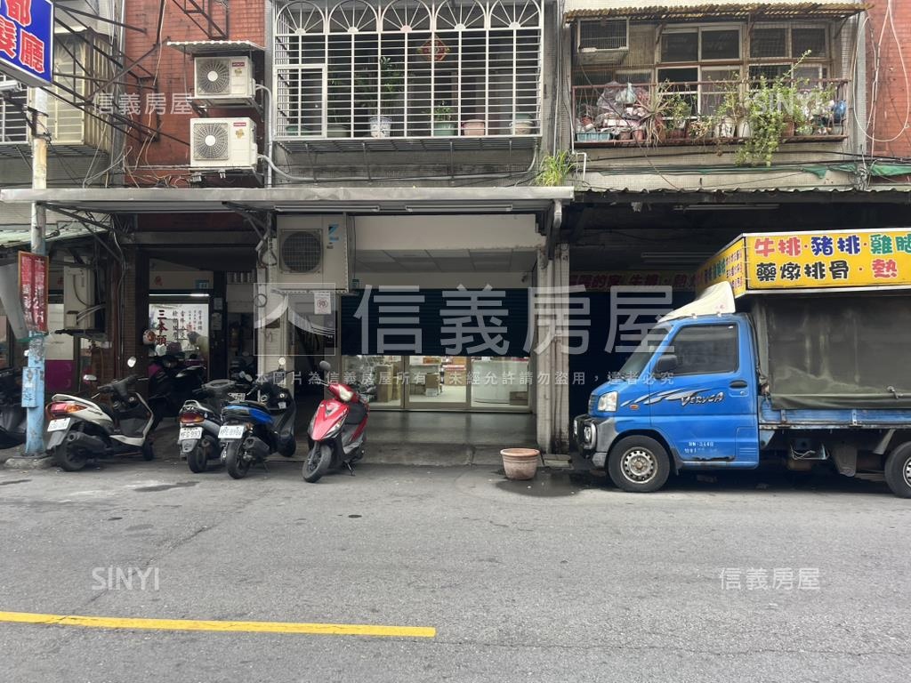 中港商圈熱鬧金店房屋室內格局與周邊環境