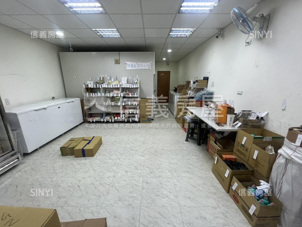 中港商圈熱鬧金店房屋室內格局與周邊環境