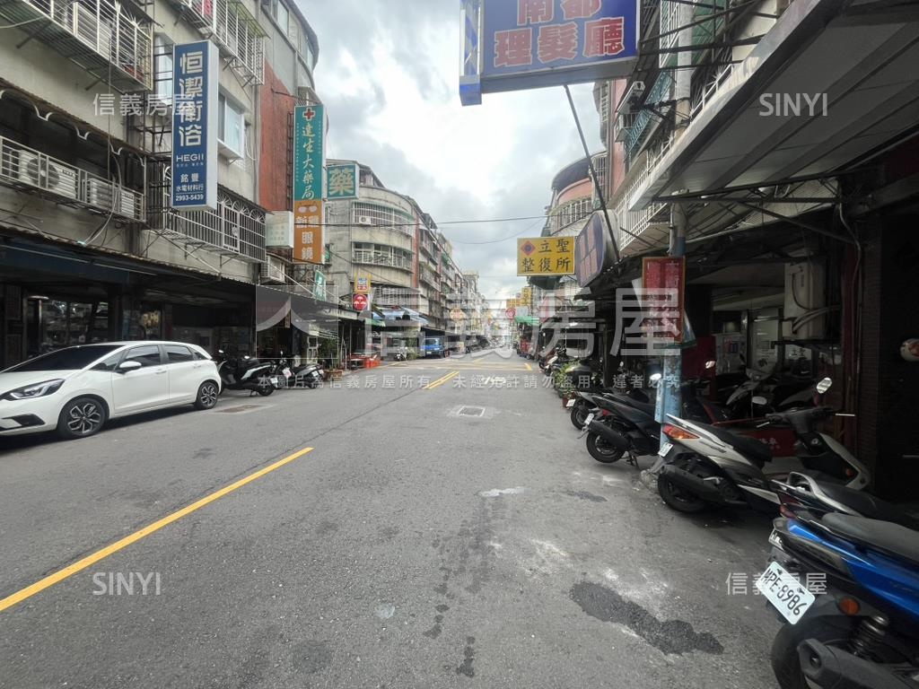 中港商圈熱鬧金店房屋室內格局與周邊環境