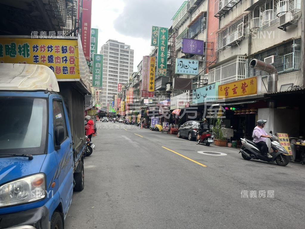 中港商圈熱鬧金店房屋室內格局與周邊環境