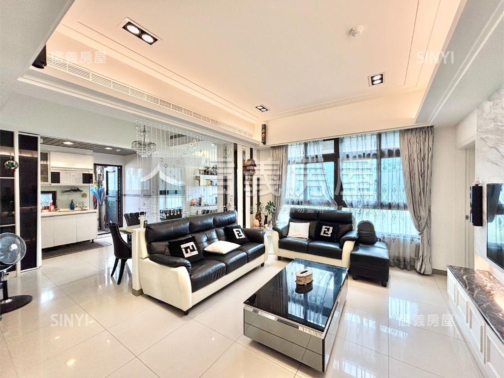 雷諾瓦經典四房雙主臥房屋室內格局與周邊環境