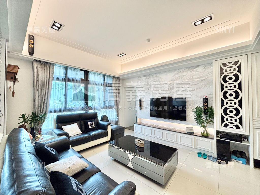 雷諾瓦經典四房雙主臥房屋室內格局與周邊環境