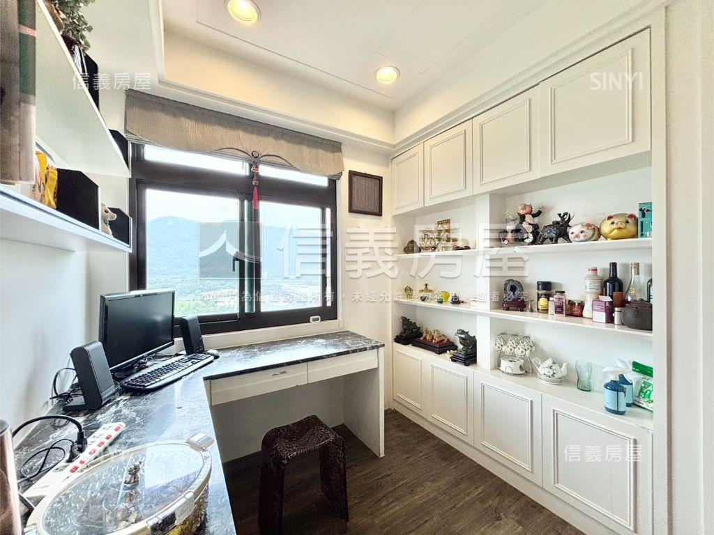 雷諾瓦經典四房雙主臥房屋室內格局與周邊環境