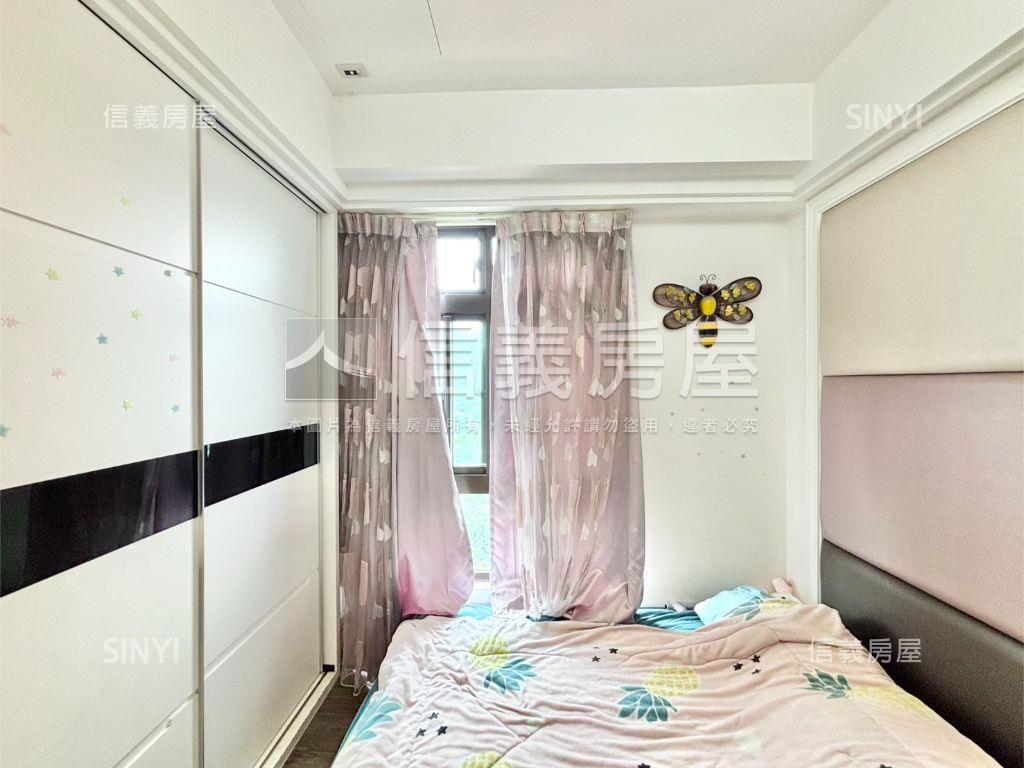 雷諾瓦經典四房雙主臥房屋室內格局與周邊環境