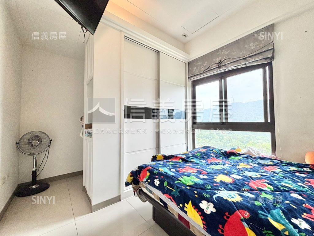 雷諾瓦經典四房雙主臥房屋室內格局與周邊環境