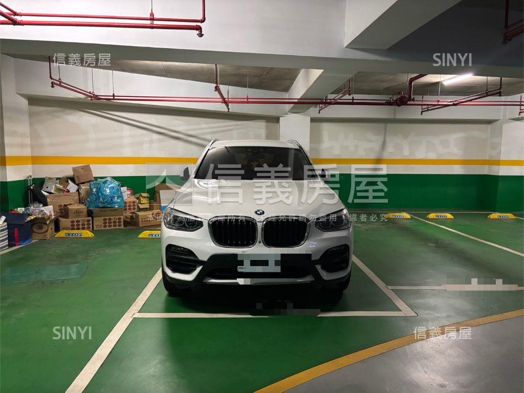 雷諾瓦經典四房雙主臥房屋室內格局與周邊環境