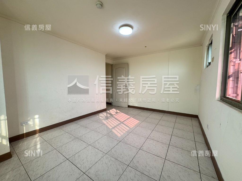 近未來捷運轉運站風景宅房屋室內格局與周邊環境