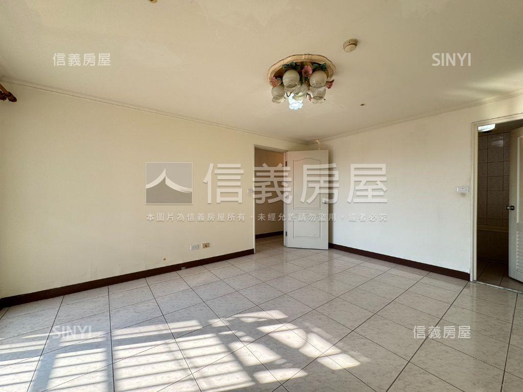 近未來捷運轉運站風景宅房屋室內格局與周邊環境