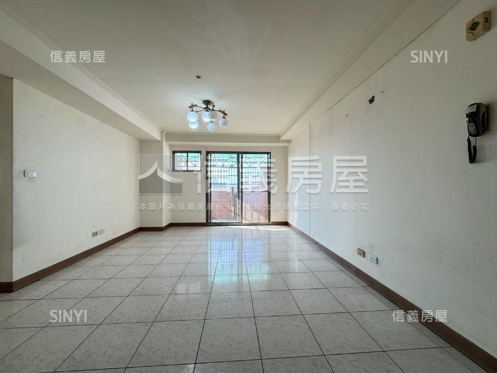 近未來捷運轉運站風景宅房屋室內格局與周邊環境