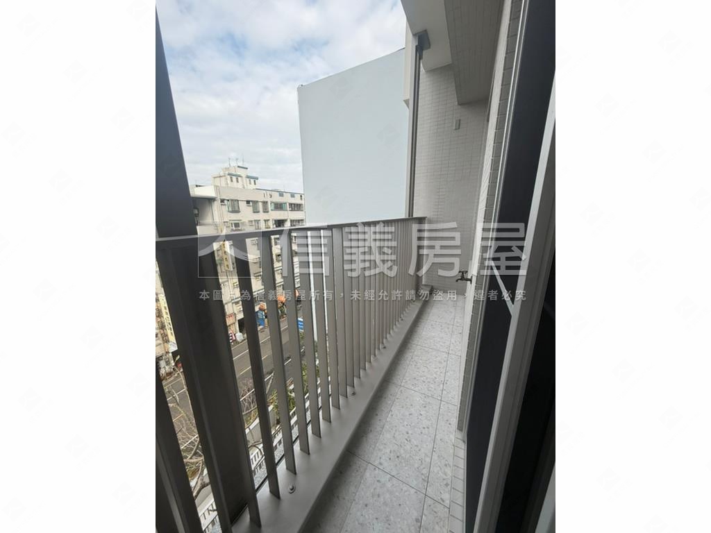 近市府慈濟全新三房平車房屋室內格局與周邊環境